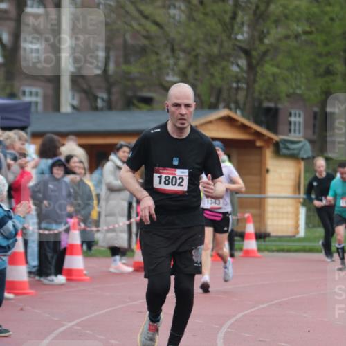 13.04.2025 - Hammer Lauf A. Gomolzig http://msf.ph/oto/7666808 13.04.2025 12:47:09 Ziel 1174, 1343, 1346, 1802 meine-sportfotos.de