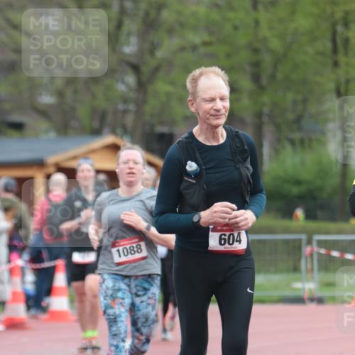 13.04.2025 - Hammer Lauf A. Gomolzig http://msf.ph/oto/7666817 13.04.2025 12:47:18 Ziel 121, 604, 950, 1088, 1238, 1346, 1839, 1900 meine-sportfotos.de