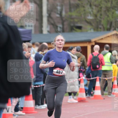 13.04.2025 - Hammer Lauf A. Gomolzig http://msf.ph/oto/7666854 13.04.2025 12:47:58 Ziel 251, 435, 487, 758 meine-sportfotos.de