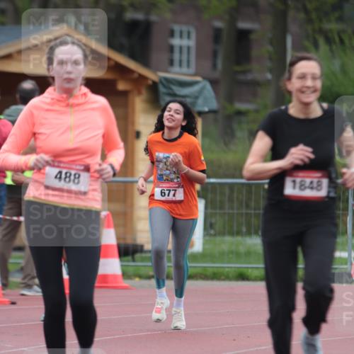 13.04.2025 - Hammer Lauf A. Gomolzig http://msf.ph/oto/7666865 13.04.2025 12:48:11 Ziel 488, 536, 677, 1848 meine-sportfotos.de