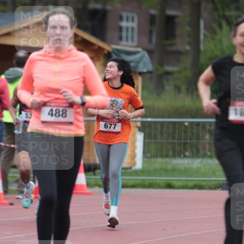13.04.2025 - Hammer Lauf A. Gomolzig http://msf.ph/oto/7666866 13.04.2025 12:48:12 Ziel 488, 677, 1848 meine-sportfotos.de
