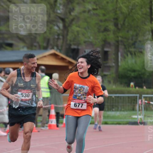 13.04.2025 - Hammer Lauf A. Gomolzig http://msf.ph/oto/7666870 13.04.2025 12:48:15 Ziel 253, 488, 677 meine-sportfotos.de