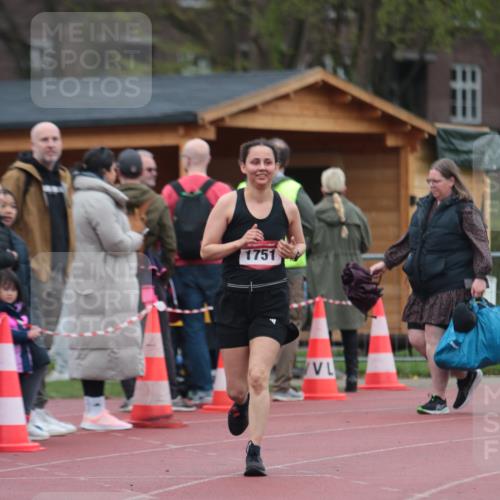 13.04.2025 - Hammer Lauf A. Gomolzig http://msf.ph/oto/7666877 13.04.2025 12:48:25 Ziel 1751 meine-sportfotos.de