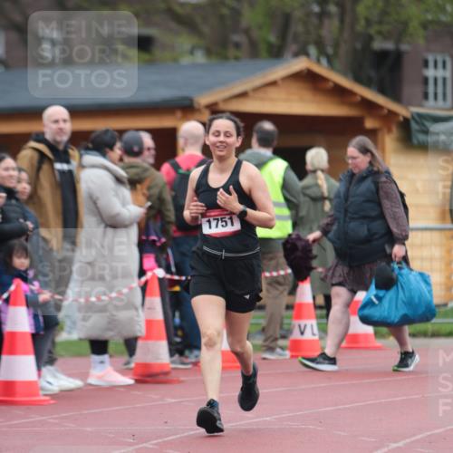 13.04.2025 - Hammer Lauf A. Gomolzig http://msf.ph/oto/7666878 13.04.2025 12:48:25 Ziel 1751 meine-sportfotos.de