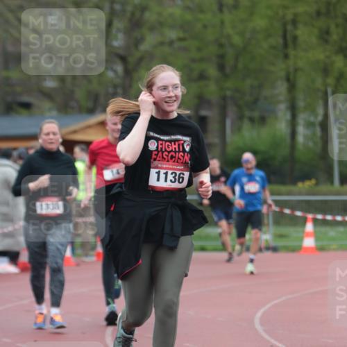 13.04.2025 - Hammer Lauf A. Gomolzig http://msf.ph/oto/7666910 13.04.2025 12:48:59 Ziel 14, 227, 1109, 1136, 1706, 1951 meine-sportfotos.de
