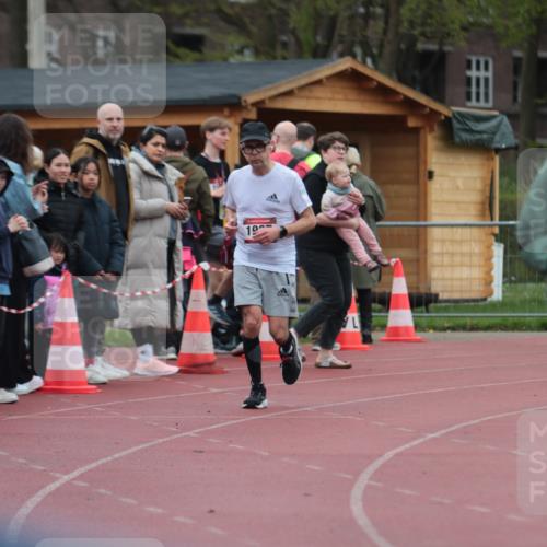 13.04.2025 - Hammer Lauf A. Gomolzig http://msf.ph/oto/7666922 13.04.2025 12:49:09 Ziel 1880, 1937 meine-sportfotos.de