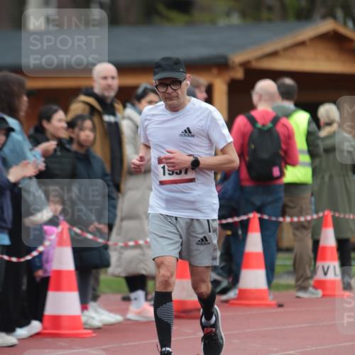 13.04.2025 - Hammer Lauf A. Gomolzig http://msf.ph/oto/7666923 13.04.2025 12:49:10 Ziel 1880, 1937 meine-sportfotos.de