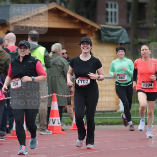 13.04.2025 - Hammer Lauf A. Gomolzig http://msf.ph/oto/7666936 13.04.2025 12:49:32 Ziel 454, 1304, 1702 meine-sportfotos.de