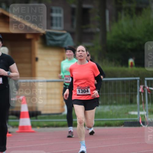 13.04.2025 - Hammer Lauf A. Gomolzig http://msf.ph/oto/7666939 13.04.2025 12:49:34 Ziel 454, 1304, 1702 meine-sportfotos.de