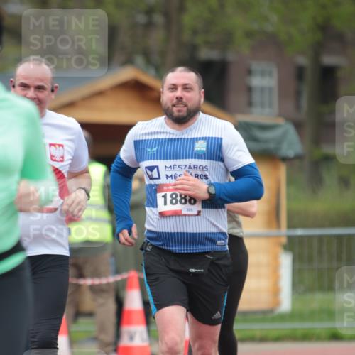 13.04.2025 - Hammer Lauf A. Gomolzig http://msf.ph/oto/7666948 13.04.2025 12:49:44 Ziel 193, 516, 662, 1181, 1888, 1911 meine-sportfotos.de
