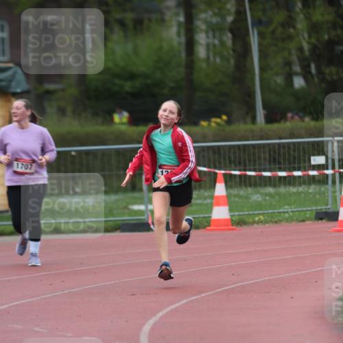13.04.2025 - Hammer Lauf A. Gomolzig http://msf.ph/oto/7666953 13.04.2025 12:49:54 Ziel 998, 1305, 1707 meine-sportfotos.de