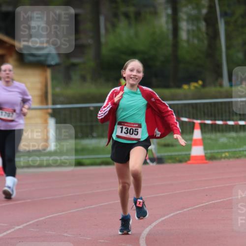 13.04.2025 - Hammer Lauf A. Gomolzig http://msf.ph/oto/7666957 13.04.2025 12:49:56 Ziel 998, 1305, 1707 meine-sportfotos.de