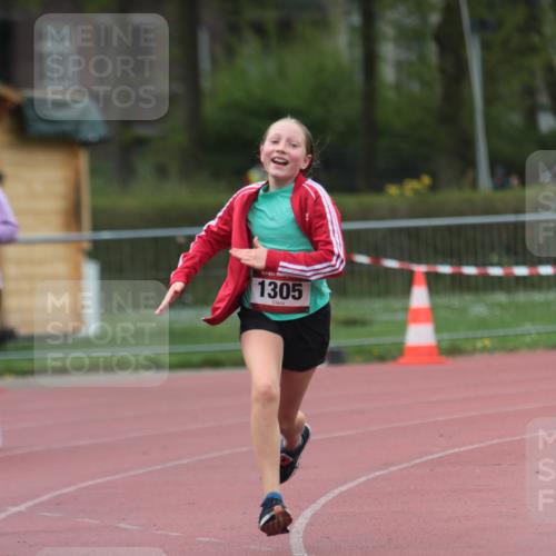 13.04.2025 - Hammer Lauf A. Gomolzig http://msf.ph/oto/7666958 13.04.2025 12:49:56 Ziel 998, 1305, 1707 meine-sportfotos.de