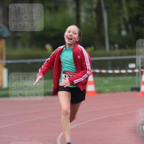 13.04.2025 - Hammer Lauf A. Gomolzig http://msf.ph/oto/7666960 13.04.2025 12:49:56 Ziel 998, 1305, 1707 meine-sportfotos.de