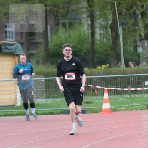 13.04.2025 - Hammer Lauf A. Gomolzig http://msf.ph/oto/7666967 13.04.2025 12:50:01 Ziel 997, 998, 1298, 1707 meine-sportfotos.de