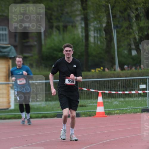 13.04.2025 - Hammer Lauf A. Gomolzig http://msf.ph/oto/7666968 13.04.2025 12:50:01 Ziel 997, 998, 1298, 1707 meine-sportfotos.de