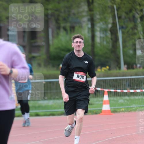 13.04.2025 - Hammer Lauf A. Gomolzig http://msf.ph/oto/7666971 13.04.2025 12:50:02 Ziel 997, 998, 1298, 1707 meine-sportfotos.de