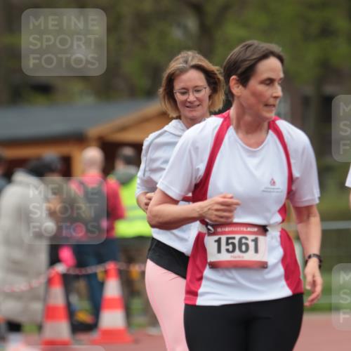13.04.2025 - Hammer Lauf A. Gomolzig http://msf.ph/oto/7666997 13.04.2025 12:50:18 Ziel 1561, 1579, 1901, 1998 meine-sportfotos.de
