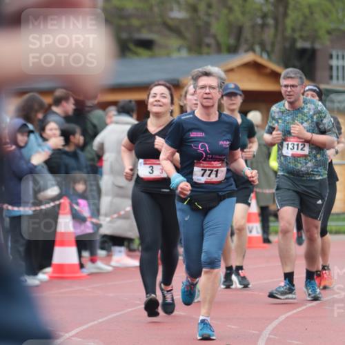 13.04.2025 - Hammer Lauf A. Gomolzig http://msf.ph/oto/7667014 13.04.2025 12:50:35 Ziel 3, 688, 712, 771, 1000, 1289, 1312 meine-sportfotos.de