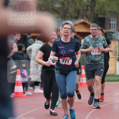 13.04.2025 - Hammer Lauf A. Gomolzig http://msf.ph/oto/7667015 13.04.2025 12:50:35 Ziel 3, 688, 712, 771, 1000, 1289, 1312 meine-sportfotos.de