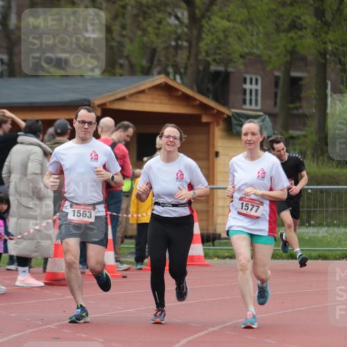 13.04.2025 - Hammer Lauf A. Gomolzig http://msf.ph/oto/7667018 13.04.2025 12:50:43 Ziel 21, 1563, 1577, 1610, 1921 meine-sportfotos.de