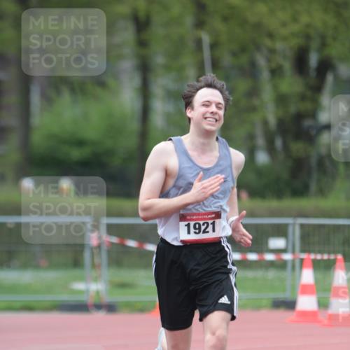 13.04.2025 - Hammer Lauf A. Gomolzig http://msf.ph/oto/7667023 13.04.2025 12:50:50 Ziel 1267, 1275, 1921 meine-sportfotos.de