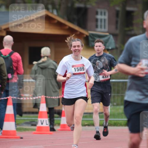 13.04.2025 - Hammer Lauf A. Gomolzig http://msf.ph/oto/7667040 13.04.2025 12:51:05 Ziel 234, 313, 433, 1257, 1589 meine-sportfotos.de