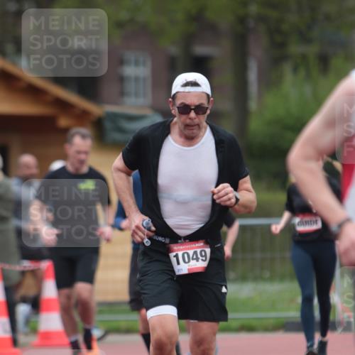 13.04.2025 - Hammer Lauf A. Gomolzig http://msf.ph/oto/7667064 13.04.2025 12:51:31 Ziel 1049, 1258, 1280 meine-sportfotos.de