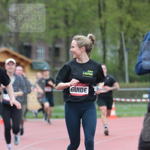 13.04.2025 - Hammer Lauf A. Gomolzig http://msf.ph/oto/7667077 13.04.2025 12:51:39 Ziel 109, 980, 1040, 1117, 1118, 1280, 1560, 1862 meine-sportfotos.de