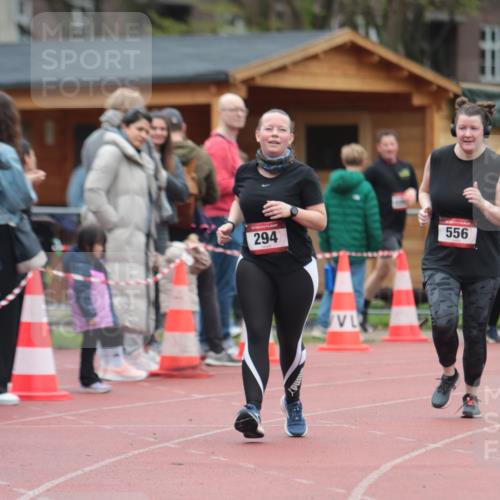 13.04.2025 - Hammer Lauf A. Gomolzig http://msf.ph/oto/7667093 13.04.2025 12:51:57 Ziel 294, 556 meine-sportfotos.de
