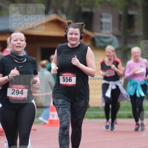 13.04.2025 - Hammer Lauf A. Gomolzig http://msf.ph/oto/7667097 13.04.2025 12:51:59 Ziel 294, 556, 1022, 1023 meine-sportfotos.de
