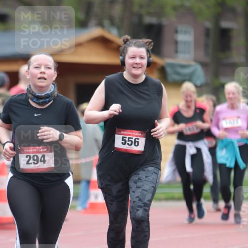 13.04.2025 - Hammer Lauf A. Gomolzig http://msf.ph/oto/7667098 13.04.2025 12:51:59 Ziel 294, 556, 1022, 1023 meine-sportfotos.de