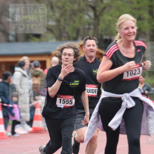 13.04.2025 - Hammer Lauf A. Gomolzig http://msf.ph/oto/7667105 13.04.2025 12:52:07 Ziel 1022, 1023, 1317, 1555 meine-sportfotos.de