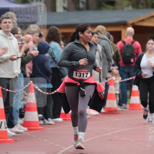 13.04.2025 - Hammer Lauf A. Gomolzig http://msf.ph/oto/7667111 13.04.2025 12:52:12 Ziel 1317, 1319, 1562, 1603 meine-sportfotos.de