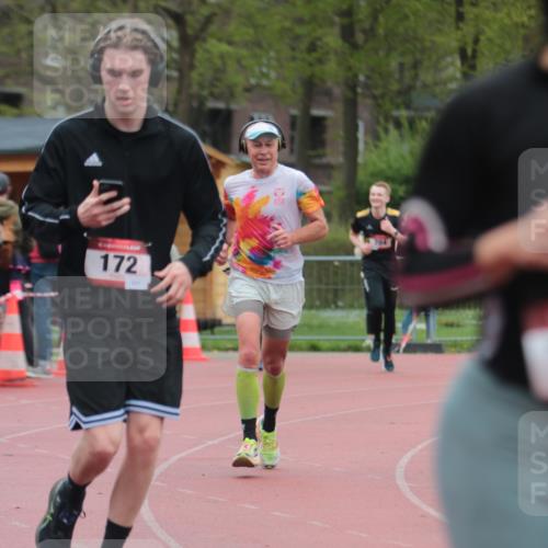 13.04.2025 - Hammer Lauf A. Gomolzig http://msf.ph/oto/7667122 13.04.2025 12:52:26 Ziel 172, 693, 704, 1341 meine-sportfotos.de
