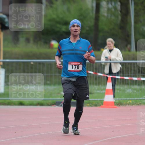 13.04.2025 - Hammer Lauf A. Gomolzig http://msf.ph/oto/7667128 13.04.2025 12:52:36 Ziel 178, 220, 1950 meine-sportfotos.de
