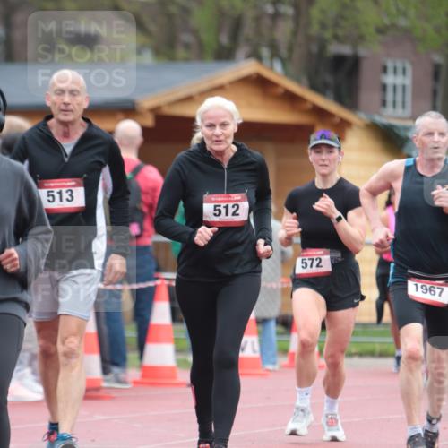 13.04.2025 - Hammer Lauf A. Gomolzig http://msf.ph/oto/7667141 13.04.2025 12:53:02 Ziel 512, 513, 572, 615, 986, 1002, 1200, 1281 meine-sportfotos.de