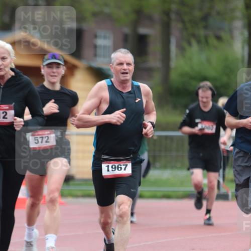 13.04.2025 - Hammer Lauf A. Gomolzig http://msf.ph/oto/7667142 13.04.2025 12:53:03 Ziel 512, 513, 572, 615, 986, 1002, 1200, 1281 meine-sportfotos.de