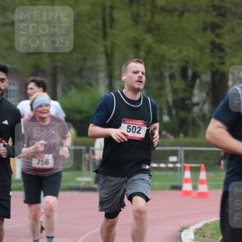 13.04.2025 - Hammer Lauf A. Gomolzig http://msf.ph/oto/7667194 13.04.2025 12:53:55 Ziel 218, 302, 502, 756, 858, 1567, 1571, 1572 meine-sportfotos.de