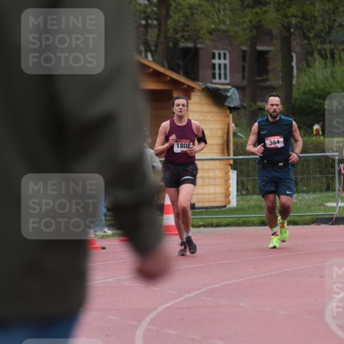 13.04.2025 - Hammer Lauf A. Gomolzig http://msf.ph/oto/7667202 13.04.2025 12:54:05 Ziel 384, 670, 1808 meine-sportfotos.de