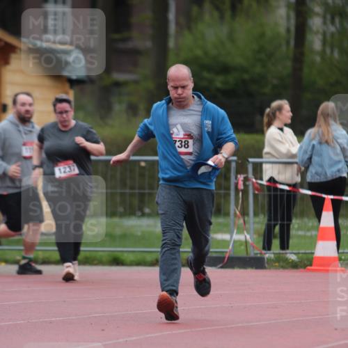 13.04.2025 - Hammer Lauf A. Gomolzig http://msf.ph/oto/7667209 13.04.2025 12:54:15 Ziel 1194, 1738 meine-sportfotos.de