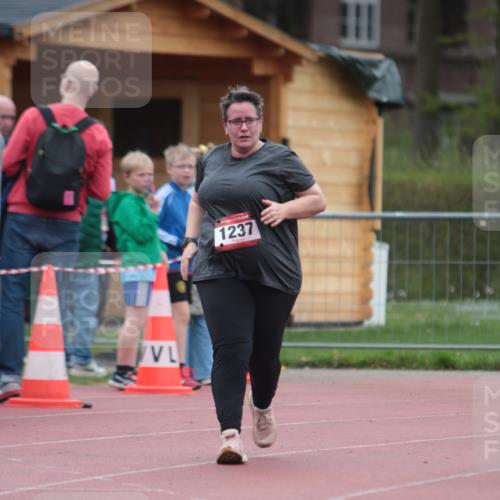 13.04.2025 - Hammer Lauf A. Gomolzig http://msf.ph/oto/7667214 13.04.2025 12:54:20 Ziel 1194, 1237, 1738 meine-sportfotos.de