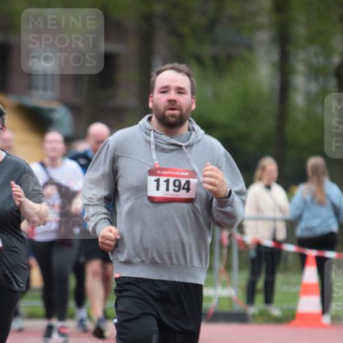 13.04.2025 - Hammer Lauf A. Gomolzig http://msf.ph/oto/7667219 13.04.2025 12:54:22 Ziel 298, 1194, 1237 meine-sportfotos.de
