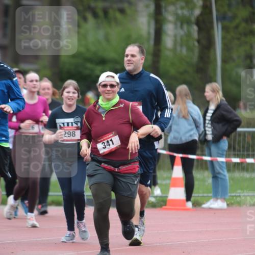 13.04.2025 - Hammer Lauf A. Gomolzig http://msf.ph/oto/7667225 13.04.2025 12:54:27 Ziel 200, 201, 297, 298, 341, 342, 689, 1237, 1559, 1582 meine-sportfotos.de