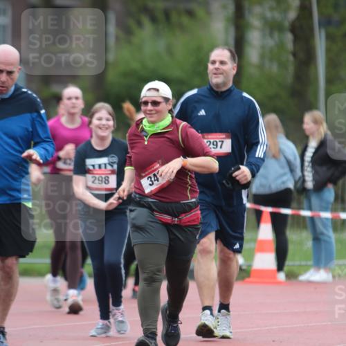 13.04.2025 - Hammer Lauf A. Gomolzig http://msf.ph/oto/7667227 13.04.2025 12:54:27 Ziel 200, 201, 297, 298, 341, 342, 689, 1237, 1559, 1582 meine-sportfotos.de