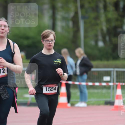 13.04.2025 - Hammer Lauf A. Gomolzig http://msf.ph/oto/7667247 13.04.2025 12:54:48 Ziel 1081, 1372, 1554 meine-sportfotos.de