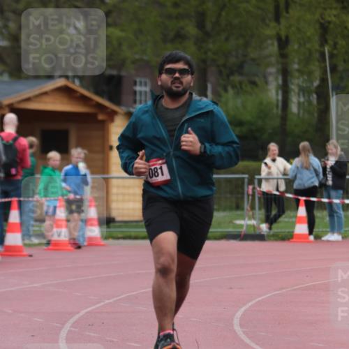 13.04.2025 - Hammer Lauf A. Gomolzig http://msf.ph/oto/7667255 13.04.2025 12:54:52 Ziel 1081, 1372 meine-sportfotos.de