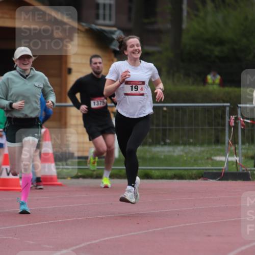 13.04.2025 - Hammer Lauf A. Gomolzig http://msf.ph/oto/7667259 13.04.2025 12:54:58 Ziel 19, 20, 1375 meine-sportfotos.de