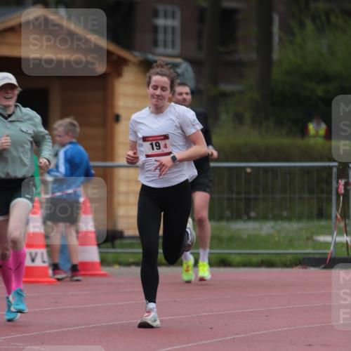 13.04.2025 - Hammer Lauf A. Gomolzig http://msf.ph/oto/7667260 13.04.2025 12:54:59 Ziel 19, 20, 1375 meine-sportfotos.de