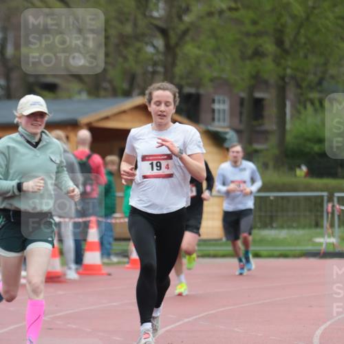 13.04.2025 - Hammer Lauf A. Gomolzig http://msf.ph/oto/7667265 13.04.2025 12:55:02 Ziel 19, 20, 1375 meine-sportfotos.de